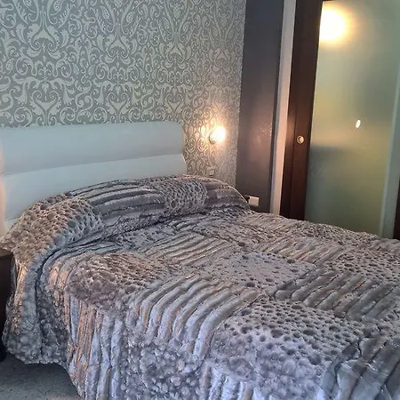 Vesuview Near The Ruins