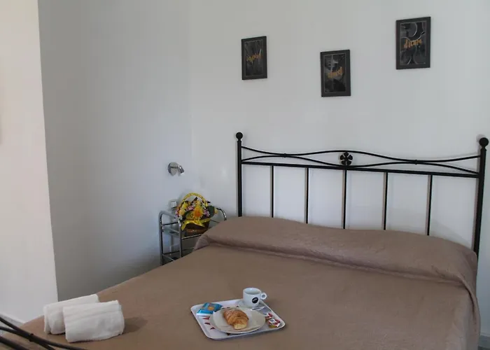 Affittacamere Vesuview Near The Ruins 3*