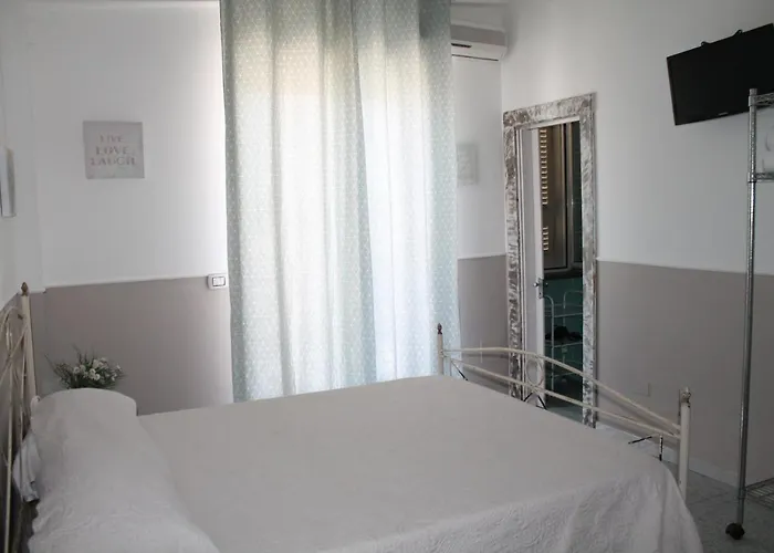 Vesuview Near The Ruins 3*