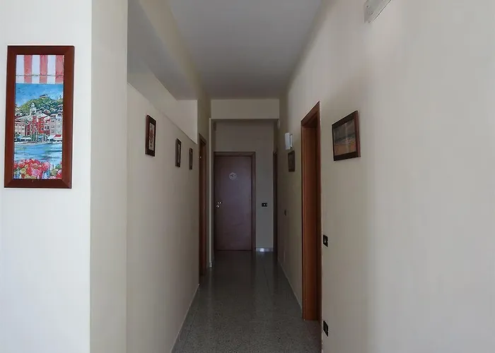 Vesuview Near The Ruins Pompei