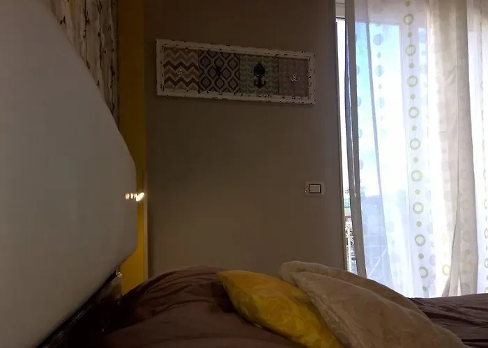 Vesuview Near The Ruins