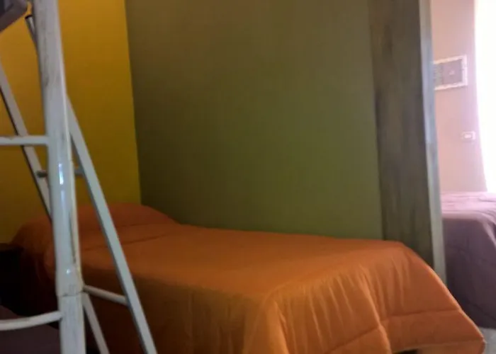 Vesuview Near The Ruins Pompéi