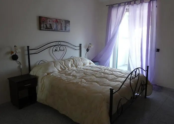 Vesuview Near The Ruins